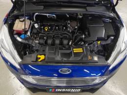 FORD - FOCUS - 2015/2016 - Azul - R$ 64.900,00