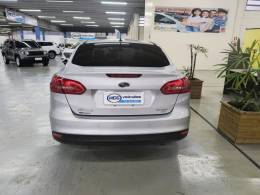 FORD - FOCUS - 2015/2016 - Prata - R$ 62.900,00