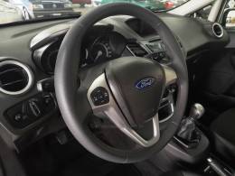 FORD - FIESTA - 2018/2018 - Branca - R$ 56.900,00