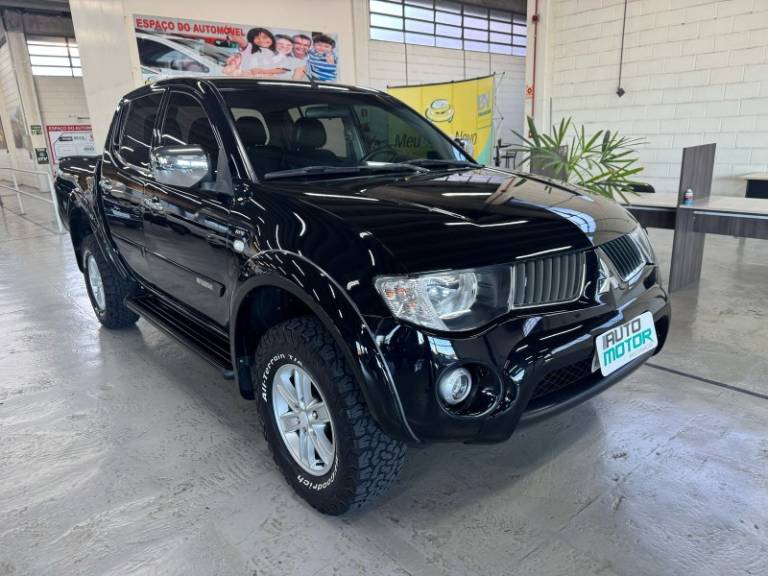 MITSUBISHI - L200 TRITON - 2010/2010 - Preta - R$ 79.900,00