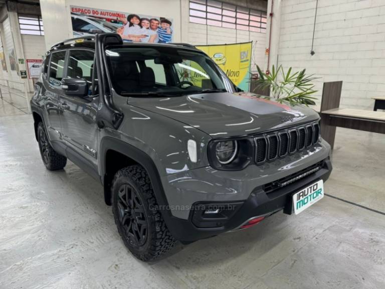 JEEP - RENEGADE - 2022/2022 - Cinza - R$ 131.900,00