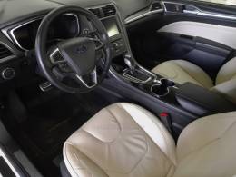 FORD - FUSION - 2015/2016 - Branca - R$ 92.900,00