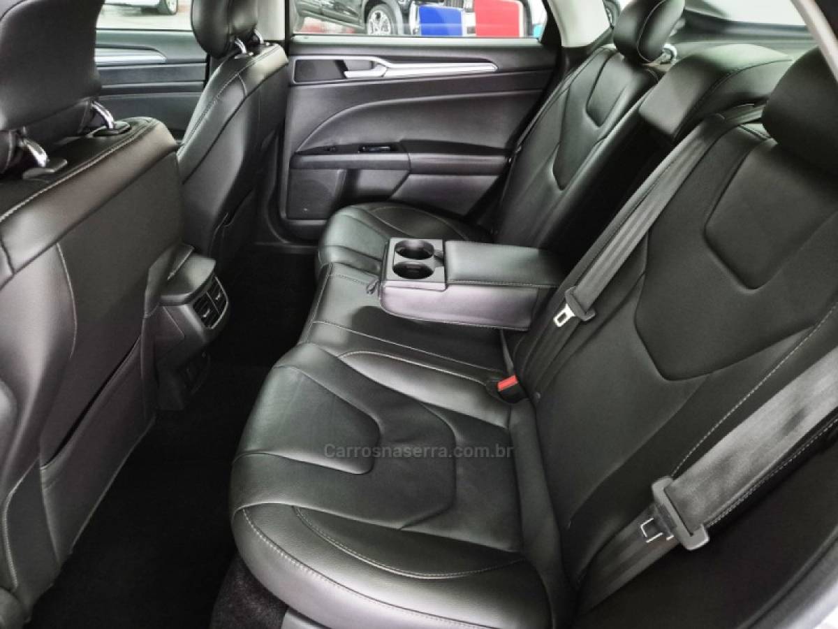 FORD - FUSION - 2014/2014 - Branca - R$ 77.900,00