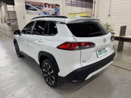 TOYOTA - COROLLA - 2024/2024 - Branca - R$ 175.900,00