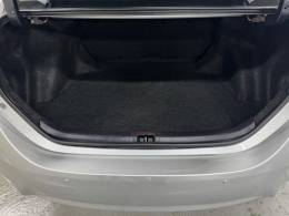 TOYOTA - COROLLA - 2015/2015 - Prata - R$ 88.900,00