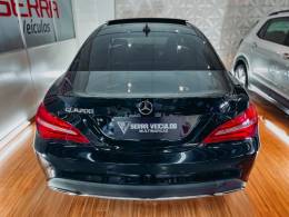 MERCEDES-BENZ - CLA 200 - 2017/2018 - Preta - R$ 142.900,00