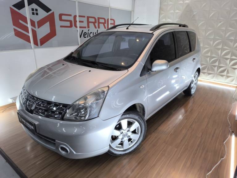NISSAN - LIVINA - 2011/2012 - Prata - R$ 34.900,00