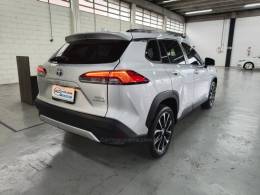 TOYOTA - COROLLA - 2022/2023 - Prata - R$ 169.900,00