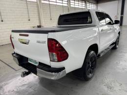 TOYOTA - HILUX - 2018/2018 - Branca - R$ 149.900,00