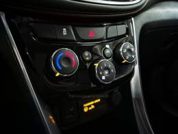 CHEVROLET - TRACKER - 2017/2018 - Branca - R$ 88.900,00