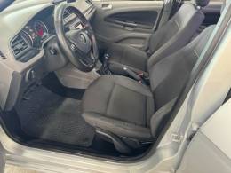 VOLKSWAGEN - VOYAGE - 2017/2017 - Prata - R$ 51.900,00
