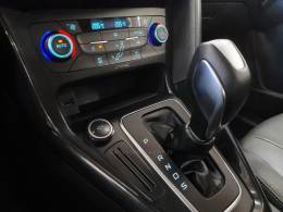 FORD - FOCUS - 2016/2017 - Cinza - R$ 72.900,00