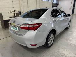 TOYOTA - COROLLA - 2015/2015 - Prata - R$ 88.900,00