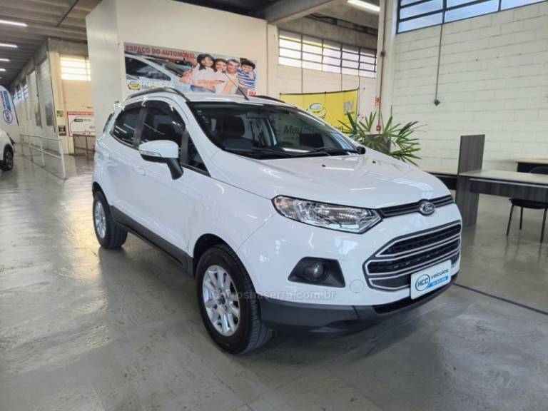 FORD - ECOSPORT - 2015/2015 - Branca - R$ 58.900,00