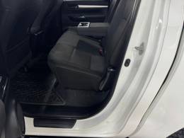 TOYOTA - HILUX - 2018/2018 - Branca - R$ 149.900,00