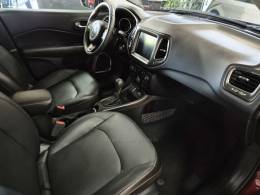 JEEP - COMPASS - 2017/2018 - Vermelha - R$ 94.900,00