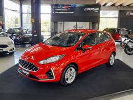 FORD - FIESTA - 2017/2018 - Vermelha - R$ 59.900,00