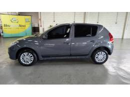 RENAULT - SANDERO - 2012/2012 - Cinza - R$ 32.900,00