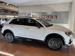 AUDI - Q3 - 2022/2022 - Branca - R$ 259.900,00