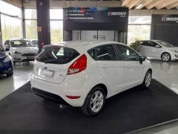 FORD - FIESTA - 2016/2016 - Branca - R$ 52.900,00