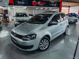 VOLKSWAGEN - FOX - 2012/2012 - Prata - R$ 40.900,00