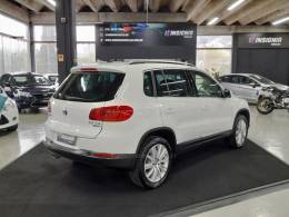 VOLKSWAGEN - TIGUAN - 2012/2013 - Branca - R$ 71.900,00