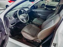 CHEVROLET - CELTA - 2012/2012 - Branca - R$ 23.900,00