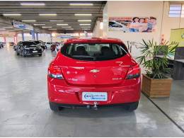 CHEVROLET - ONIX - 2013/2014 - Vermelha - R$ 45.900,00