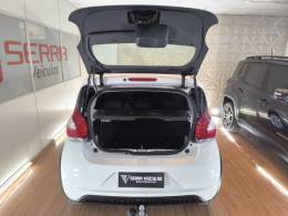 FIAT - MOBI - 2022/2023 - Branca - R$ 54.900,00