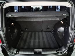 JEEP - RENEGADE - 2022/2023 - Preta - R$ 106.900,00