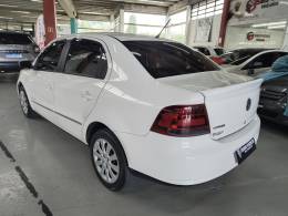 VOLKSWAGEN - VOYAGE - 2010/2011 - Branca - R$ 33.900,00