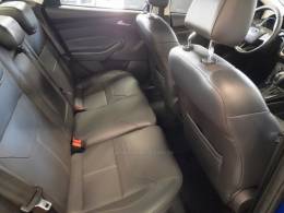 FORD - FOCUS - 2015/2016 - Azul - R$ 64.900,00