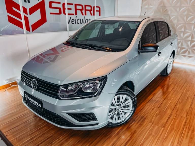 VOLKSWAGEN - VOYAGE - 2021/2022 - Prata - R$ 61.900,00