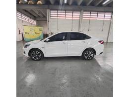 CHEVROLET - ONIX - 2022/2023 - Branca - R$ 96.900,00