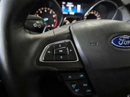 FORD - FOCUS - 2015/2016 - Branca - R$ 64.900,00