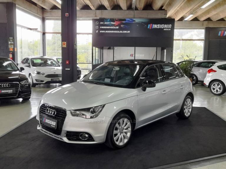 AUDI - A1 - 2012/2013 - Prata - R$ 68.900,00