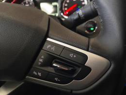 CHEVROLET - ONIX - 2021/2022 - Branca - R$ 85.900,00