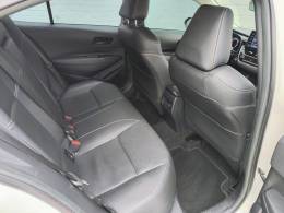 TOYOTA - COROLLA - 2020/2020 - Branca - R$ 119.900,00