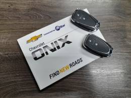 CHEVROLET - ONIX - 2021/2022 - Branca - R$ 85.900,00