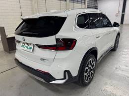 BMW - X1 - 2023/2023 - Branca - R$ 278.900,00
