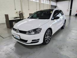 VOLKSWAGEN - GOLF - 2015/2015 - Branca - R$ 85.900,00