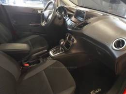 FORD - FIESTA - 2017/2018 - Vermelha - R$ 59.900,00