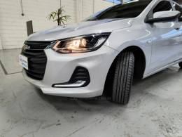 CHEVROLET - ONIX - 2019/2020 - Prata - R$ 84.900,00