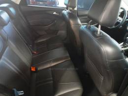 FORD - FOCUS - 2014/2015 - Cinza - R$ 54.900,00