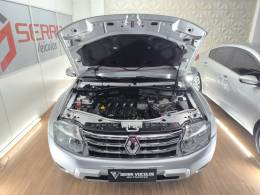 RENAULT - DUSTER - 2012/2013 - Cinza - R$ 50.900,00