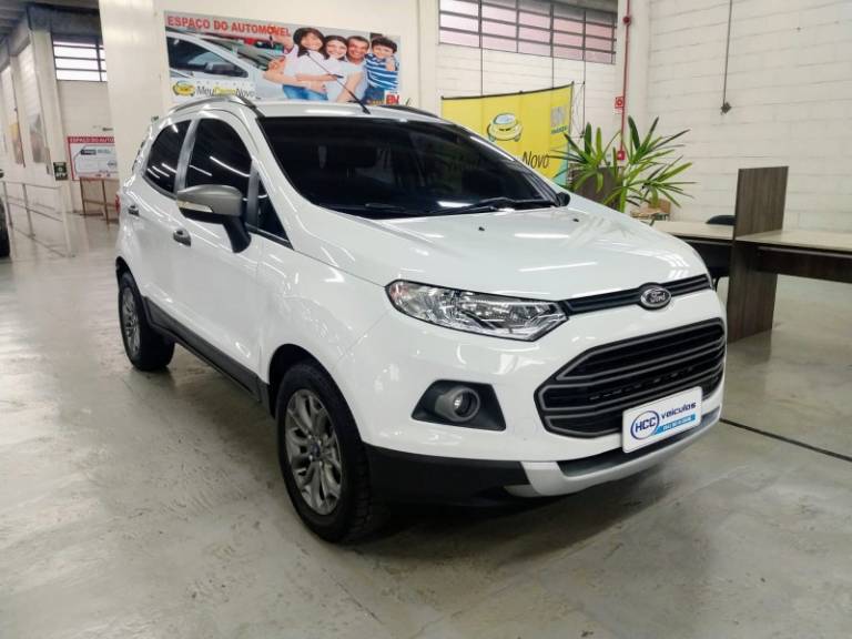 FORD - ECOSPORT - 2015/2015 - Branca - R$ 56.900,00