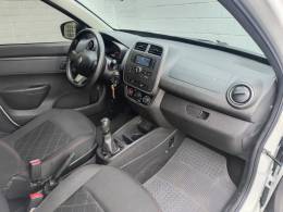 RENAULT - KWID - 2021/2022 - Branca - R$ 44.900,00