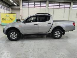 MITSUBISHI - L200 TRITON - 2012/2013 - Prata - R$ 99.900,00