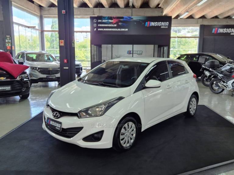 HYUNDAI - HB20 - 2014/2015 - Branca - R$ 51.900,00