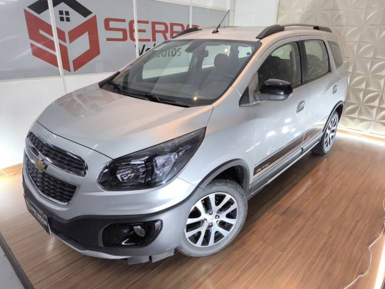 CHEVROLET - SPIN - 2017/2018 - Prata - R$ 68.900,00